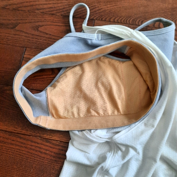 Lululemon No Limits Tank, Size 4, White/Wee Stripe White Fossil - Picture 10 of 12